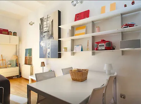 Flateli Enric Granados 72 Barcelona